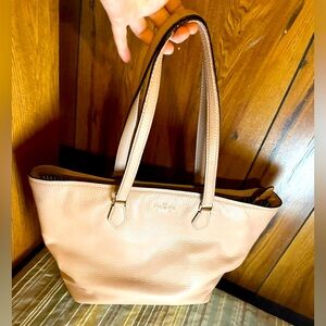 Kate Spade’s Tan Pebbled Leather Zippered Tote GUC
